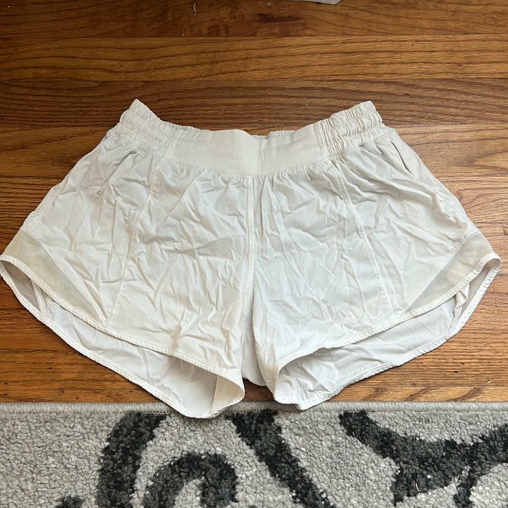 LULULEMON Hotty Hot 4”